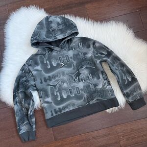 Jordan Big Girls Essentials All Over Print Boxy Pullover Hoodie L